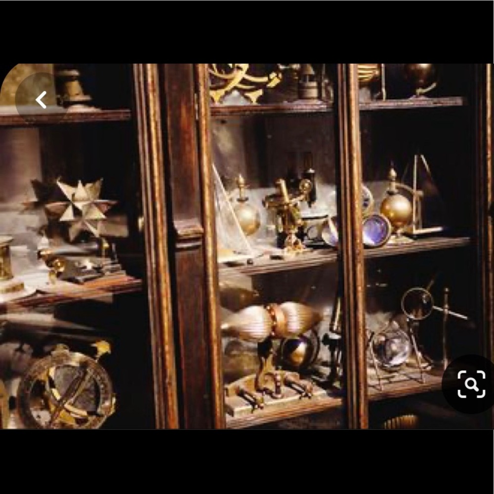 Random trinkets mystery box!! :)